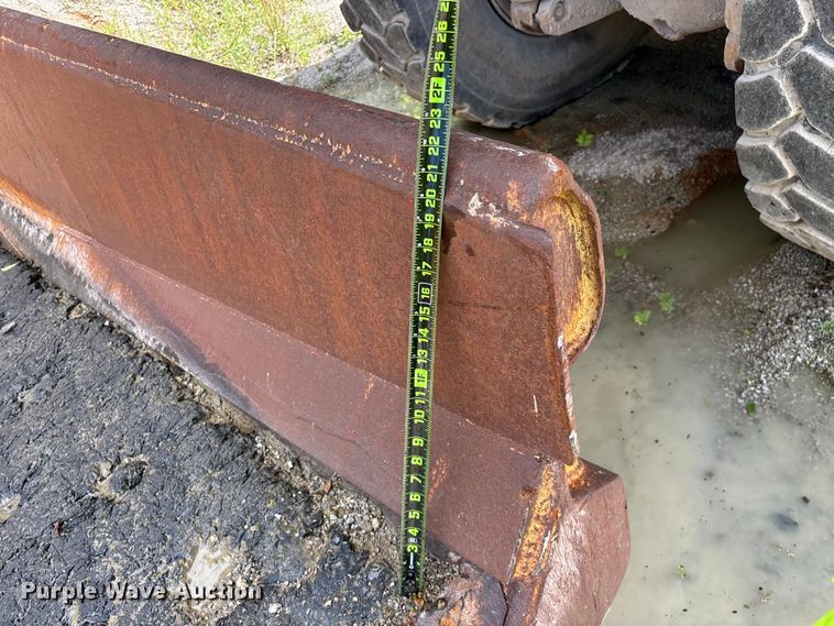 image for item EO4331 Caterpillar 769C haul truck bed