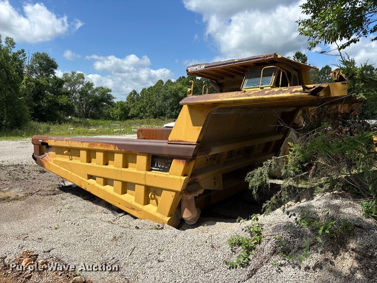 Caterpillar 769C haul truck bed