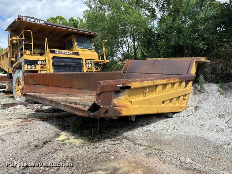 image for item EO4332 Caterpillar 769C haul truck bed