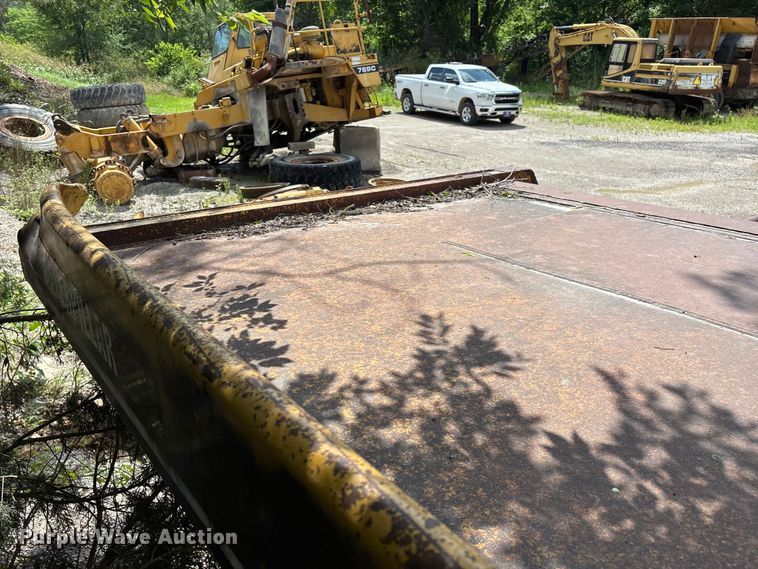 image for item EO4332 Caterpillar 769C haul truck bed