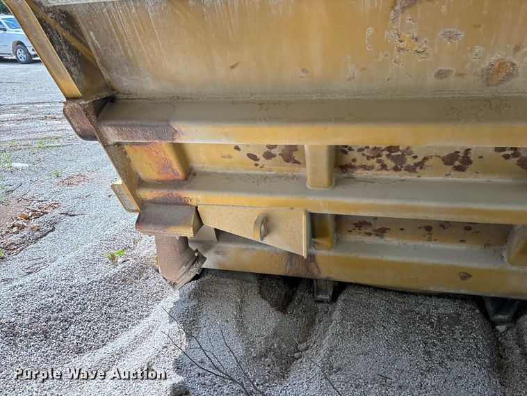 image for item EO4332 Caterpillar 769C haul truck bed