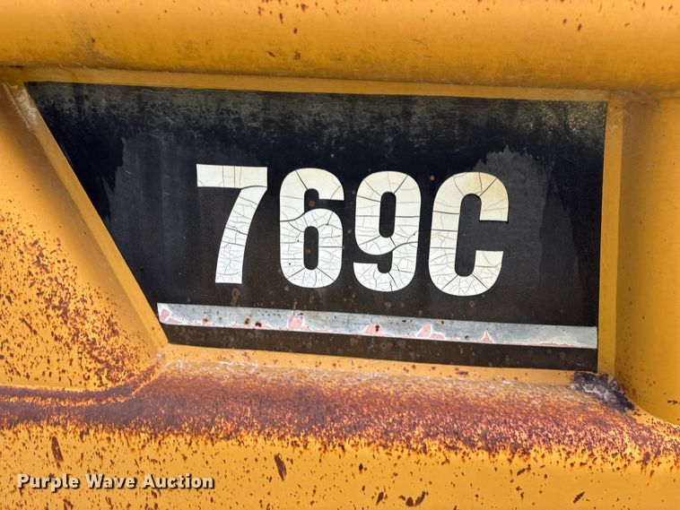 image for item EO4332 Caterpillar 769C haul truck bed