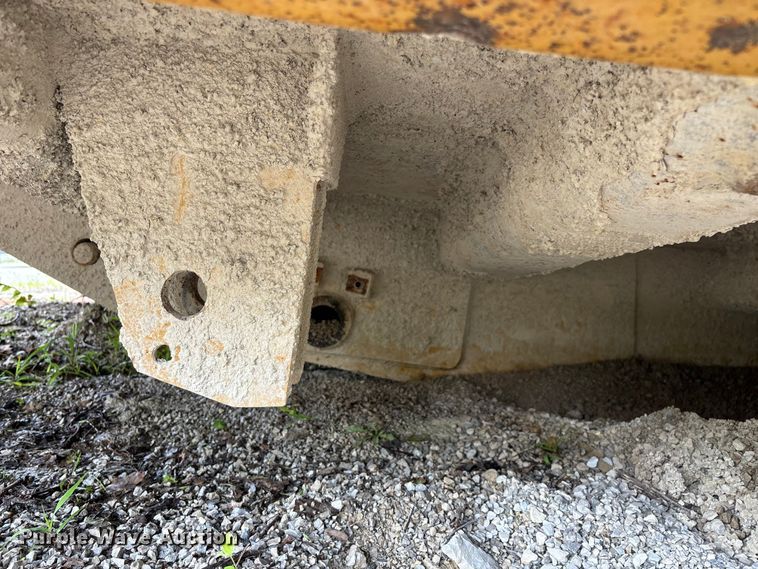 image for item EO4332 Caterpillar 769C haul truck bed