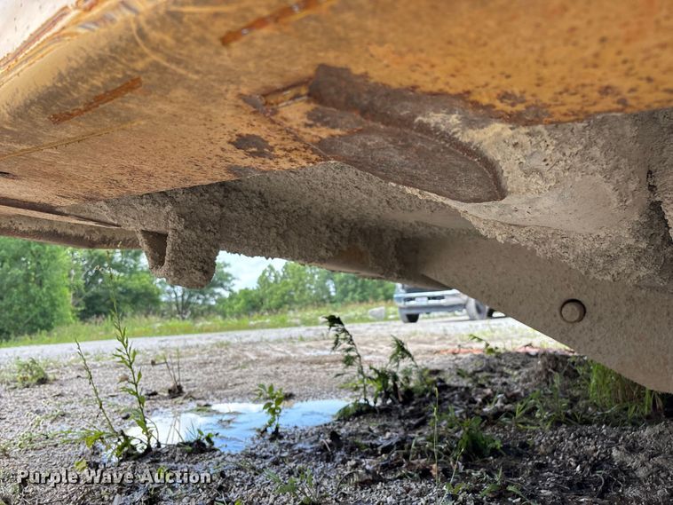 image for item EO4332 Caterpillar 769C haul truck bed