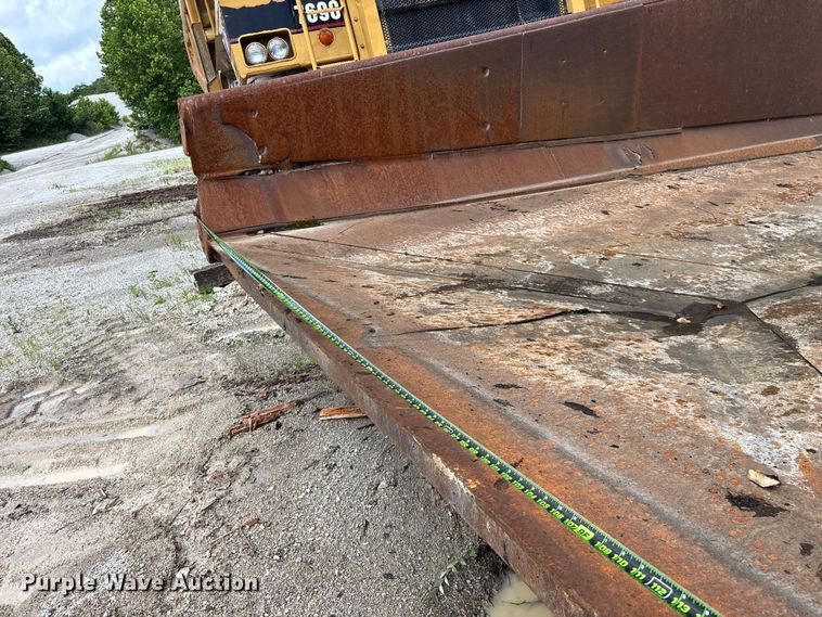 image for item EO4332 Caterpillar 769C haul truck bed