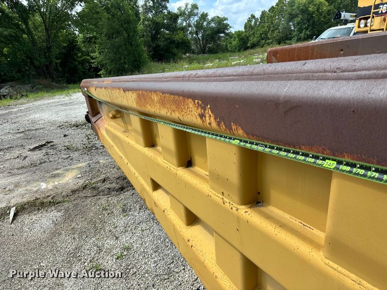 image for item EO4332 Caterpillar 769C haul truck bed