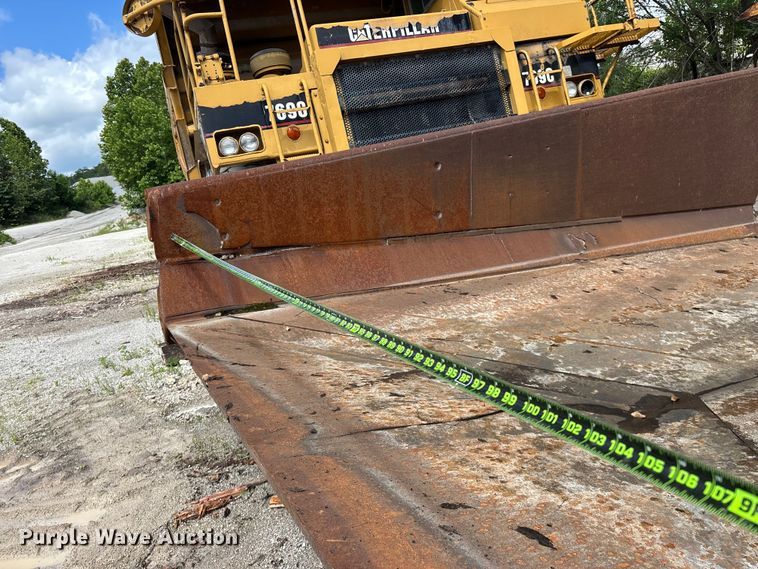 image for item EO4332 Caterpillar 769C haul truck bed
