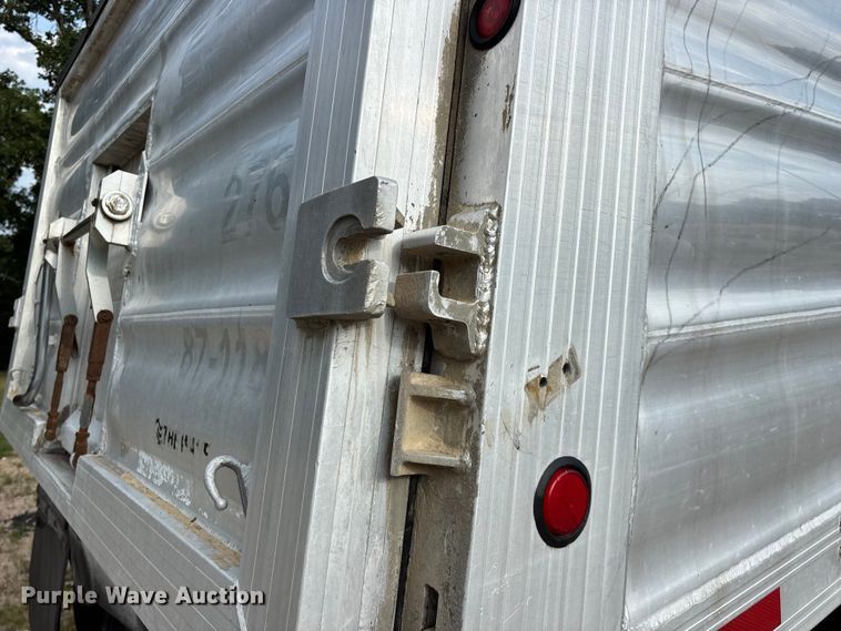 image for item EO4407 2008 Travis Body & Trailer, Inc. T/102 end dump trailer