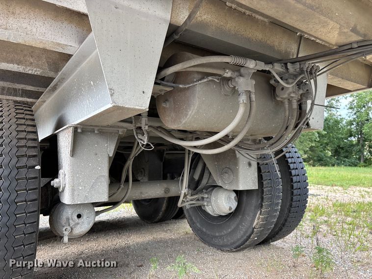 image for item EO4407 2008 Travis Body & Trailer, Inc. T/102 end dump trailer
