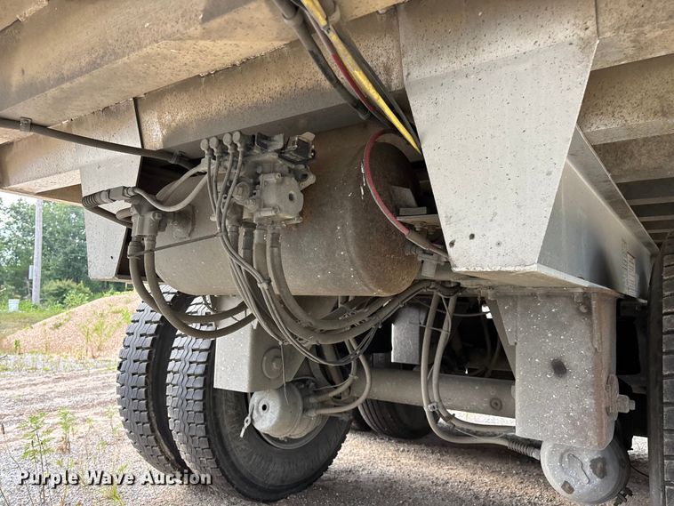 image for item EO4407 2008 Travis Body & Trailer, Inc. T/102 end dump trailer