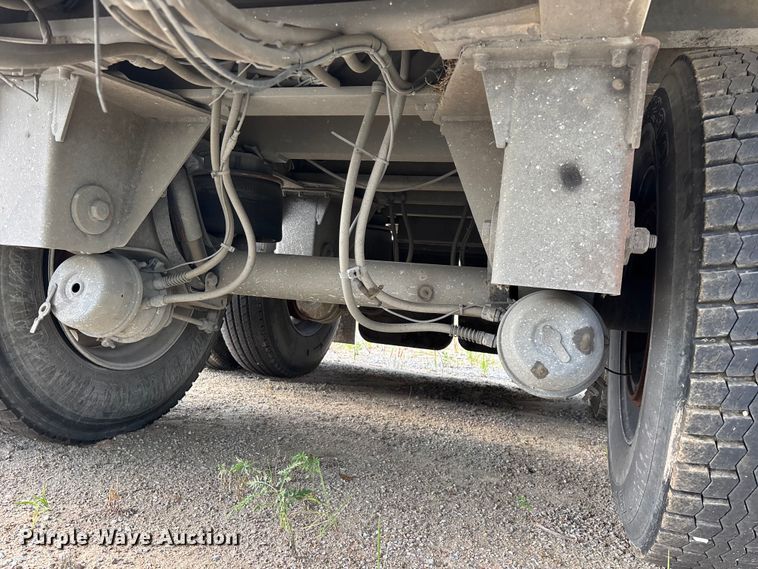 image for item EO4407 2008 Travis Body & Trailer, Inc. T/102 end dump trailer