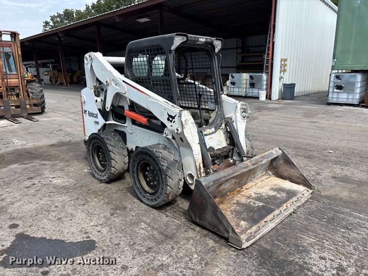 image for item EO4408 2015 Bobcat S650 skid steer loader