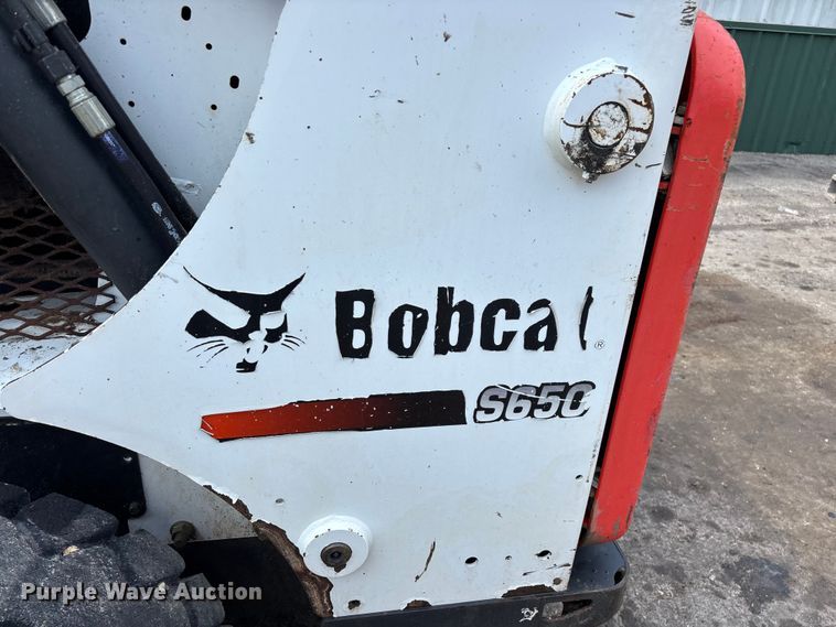 image for item EO4408 2015 Bobcat S650 skid steer loader