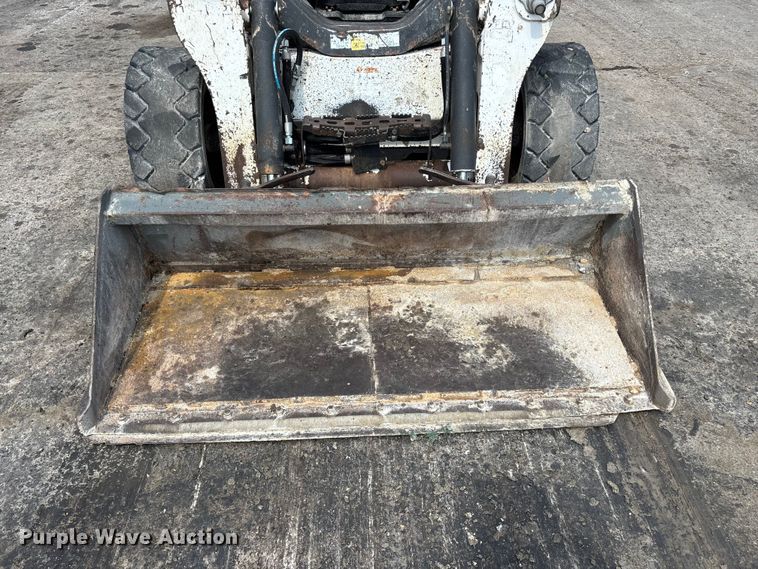 image for item EO4408 2015 Bobcat S650 skid steer loader