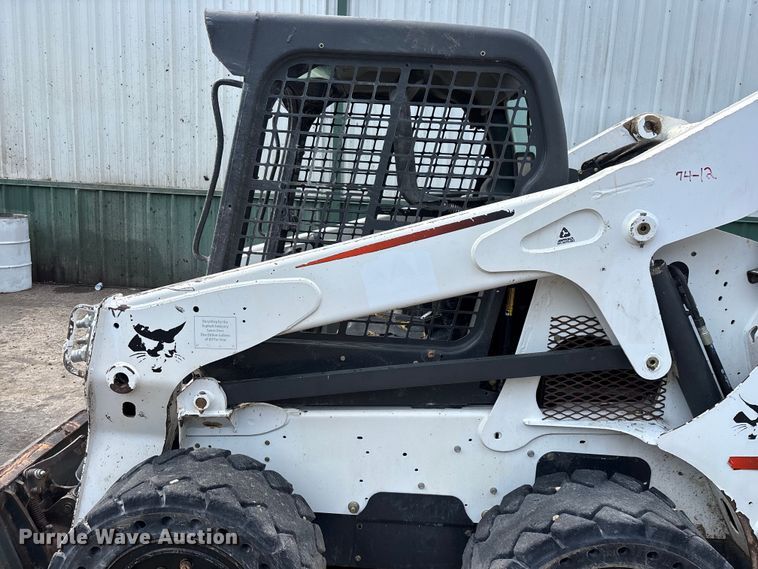 image for item EO4408 2015 Bobcat S650 skid steer loader