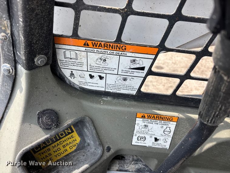 image for item EO4408 2015 Bobcat S650 skid steer loader