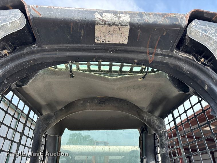 image for item EO4408 2015 Bobcat S650 skid steer loader