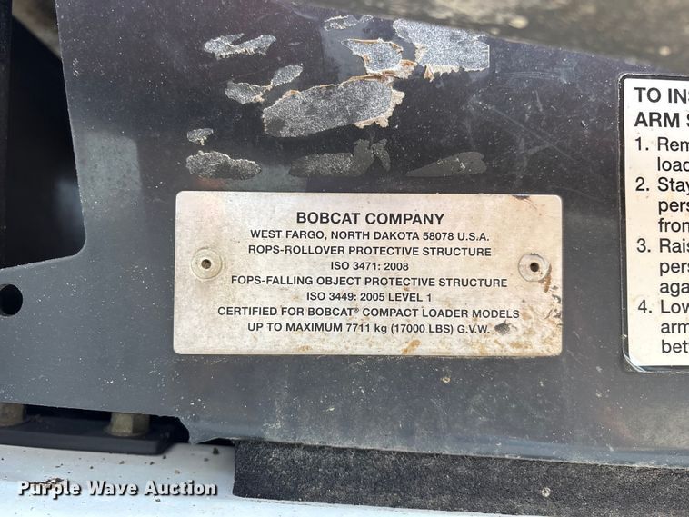image for item EO4408 2015 Bobcat S650 skid steer loader