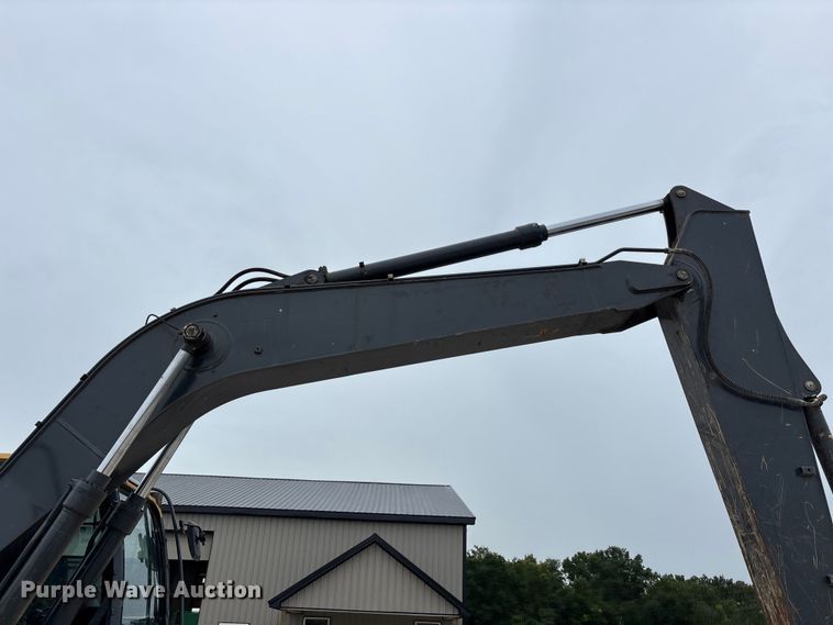 image for item EO4409 2016 John Deere 160G LC excavator