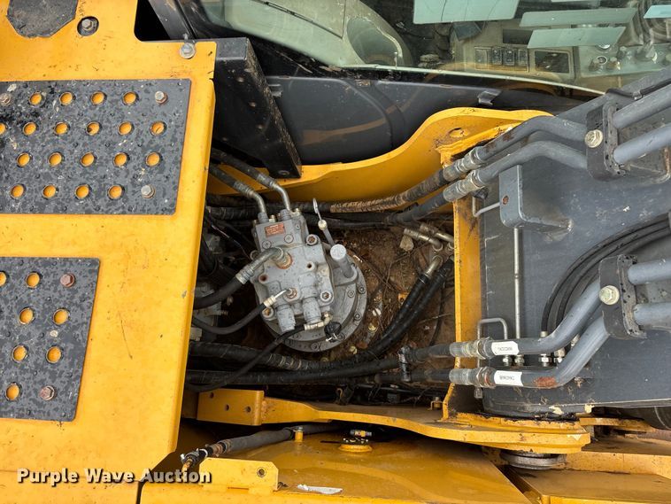 image for item EO4409 2016 John Deere 160G LC excavator