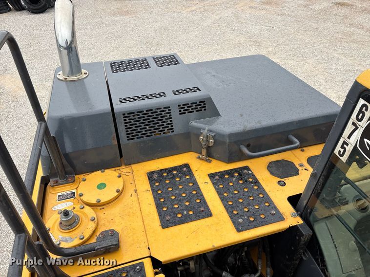 image for item EO4409 2016 John Deere 160G LC excavator