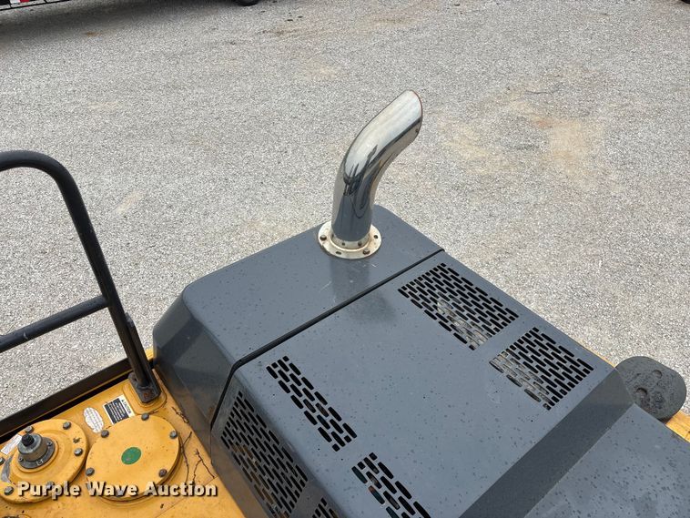 image for item EO4409 2016 John Deere 160G LC excavator