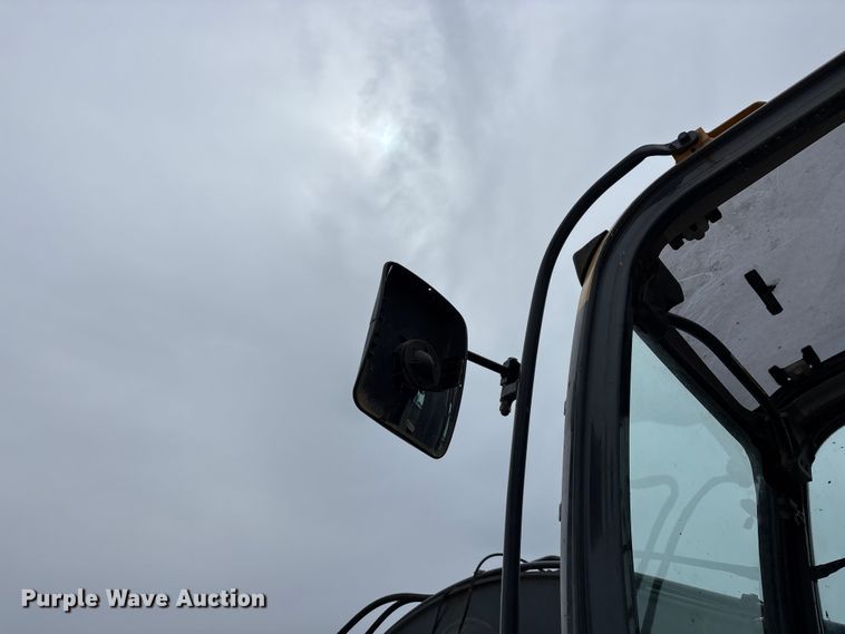 image for item EO4409 2016 John Deere 160G LC excavator