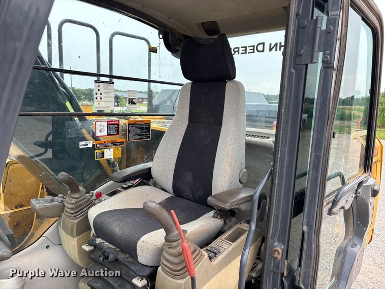 image for item EO4409 2016 John Deere 160G LC excavator