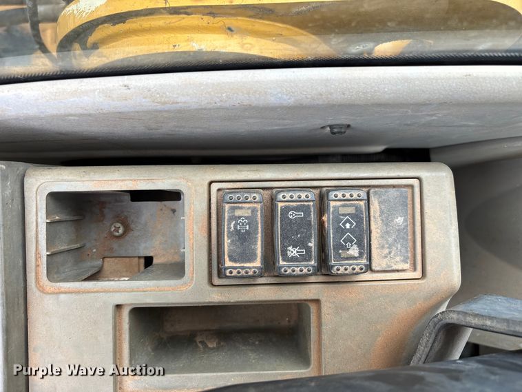 image for item EO4409 2016 John Deere 160G LC excavator