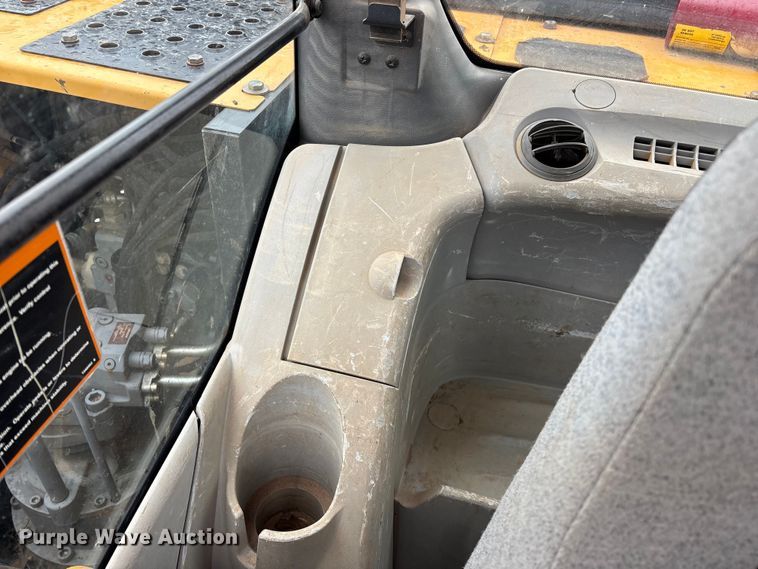 image for item EO4409 2016 John Deere 160G LC excavator
