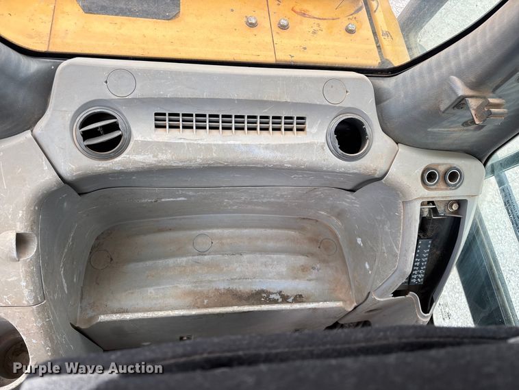 image for item EO4409 2016 John Deere 160G LC excavator