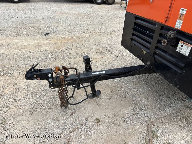 image for item EO4439 Sullivan Palatek DF375PDJDSB air compressor