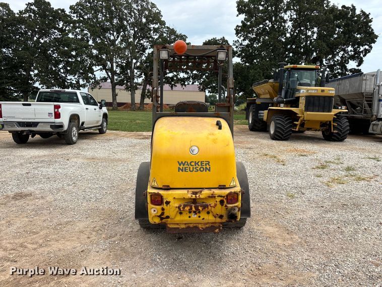 image for item EO4440 2011 Wacker Neuson WL 30 wheel loader