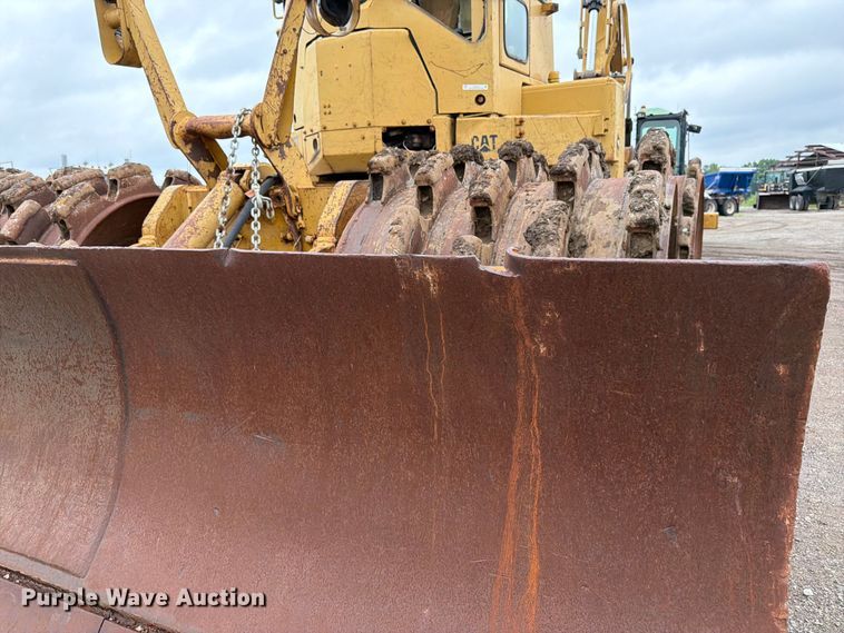 image for item EO8509 1978 Caterpillar 825B soil compactor