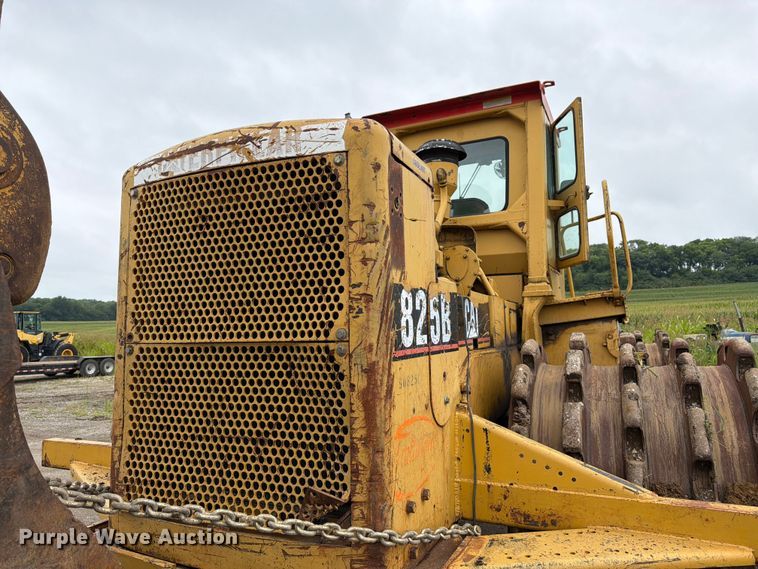 image for item EO8509 1978 Caterpillar 825B soil compactor