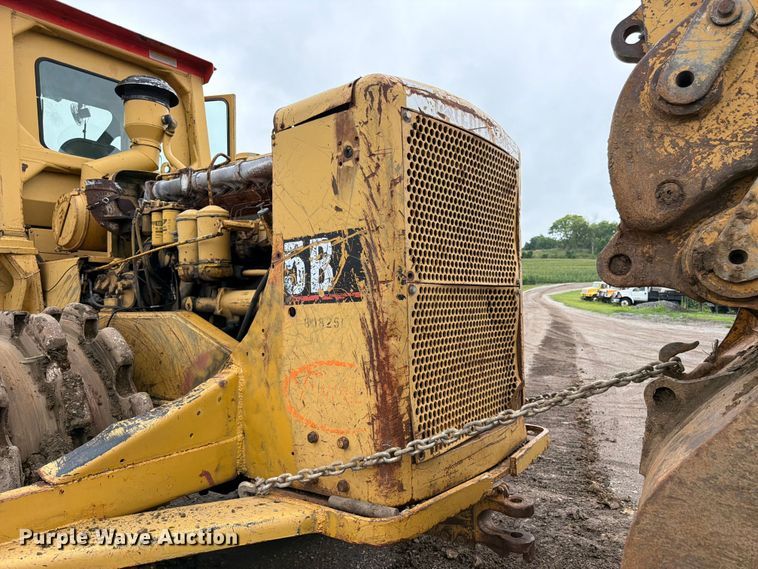 image for item EO8509 1978 Caterpillar 825B soil compactor