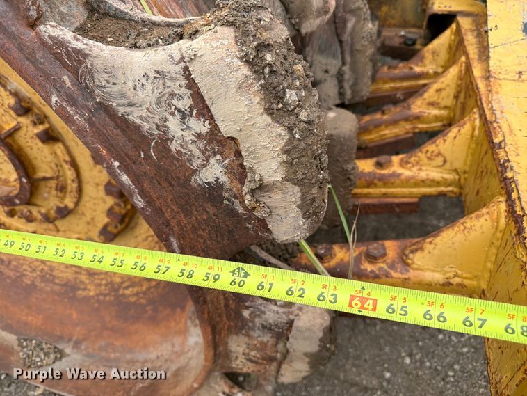 image for item EO8509 1978 Caterpillar 825B soil compactor