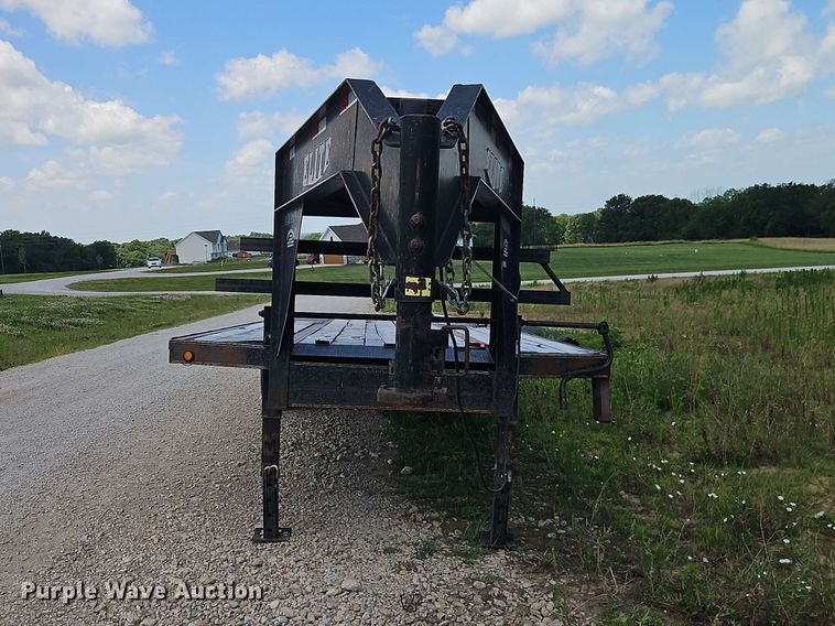 image for item EO8577 2013 Elite Trailers equipment trailer