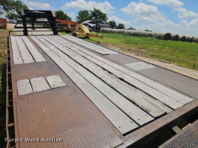 image for item EO8577 2013 Elite Trailers equipment trailer