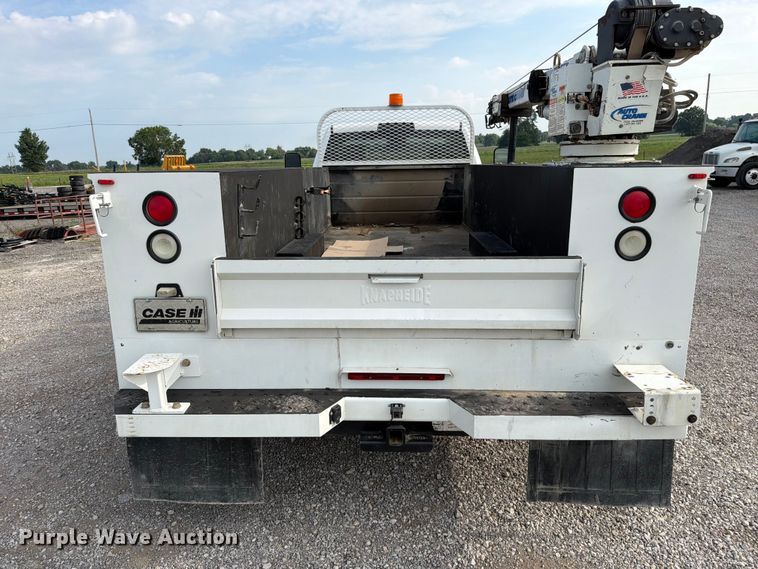 image for item EO8617 2016 RAM 5500 utility / service truck