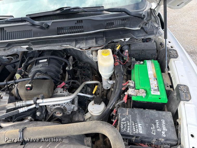 image for item EO8617 2016 RAM 5500 utility / service truck