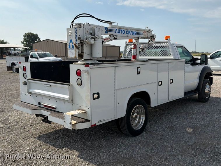 image for item EO8618 2015 Ford F550 utility / service truck