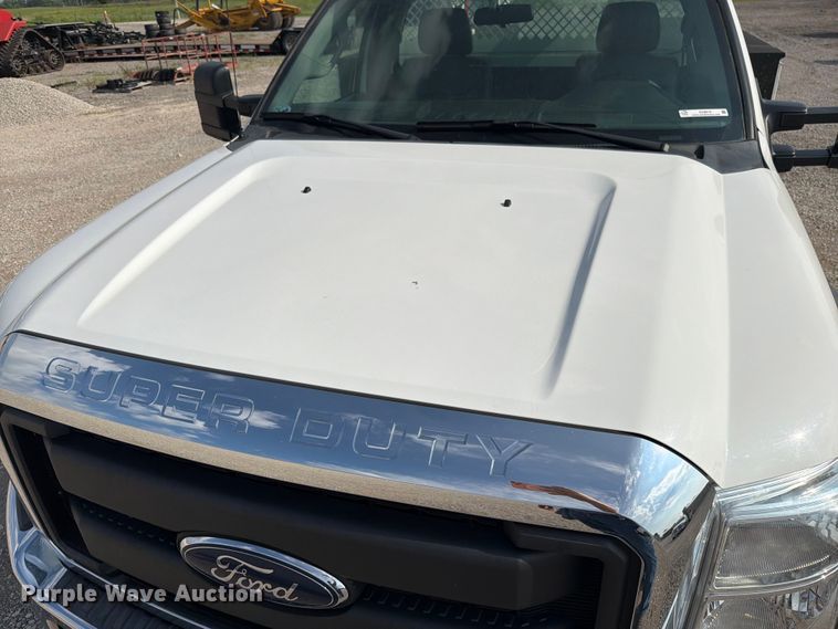 image for item EO8618 2015 Ford F550 utility / service truck