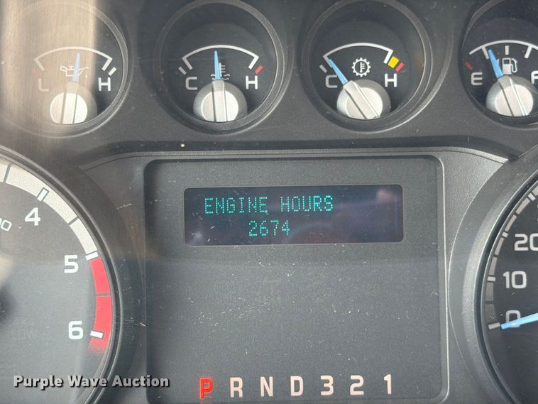 image for item EO8618 2015 Ford F550 utility / service truck