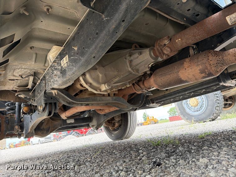 image for item EO8618 2015 Ford F550 utility / service truck