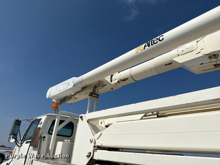 image for item EO8619 1998 Ford LT8513 bucket truck
