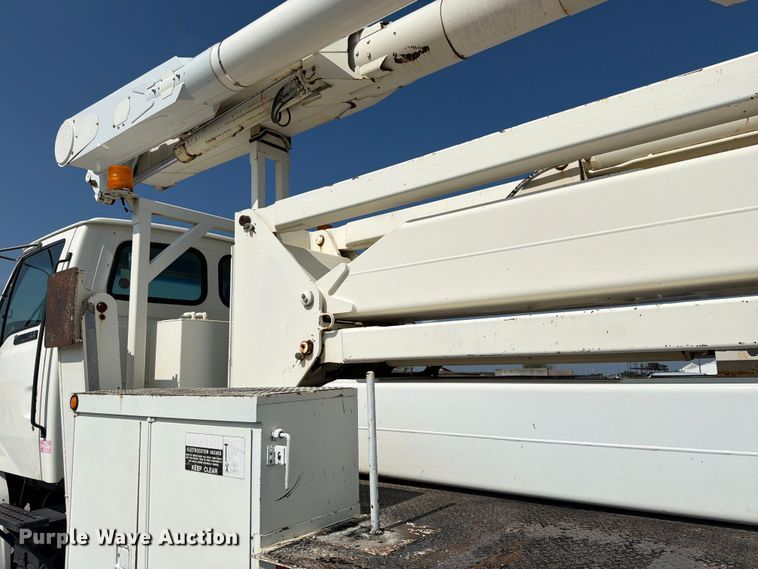 image for item EO8619 1998 Ford LT8513 bucket truck