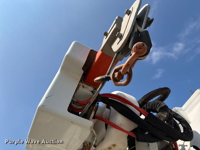 image for item EO8619 1998 Ford LT8513 bucket truck