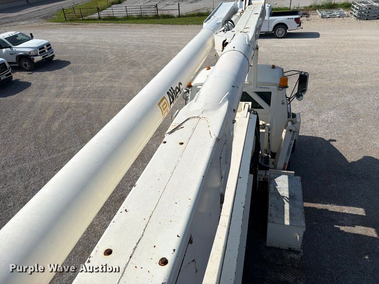 image for item EO8619 1998 Ford LT8513 bucket truck