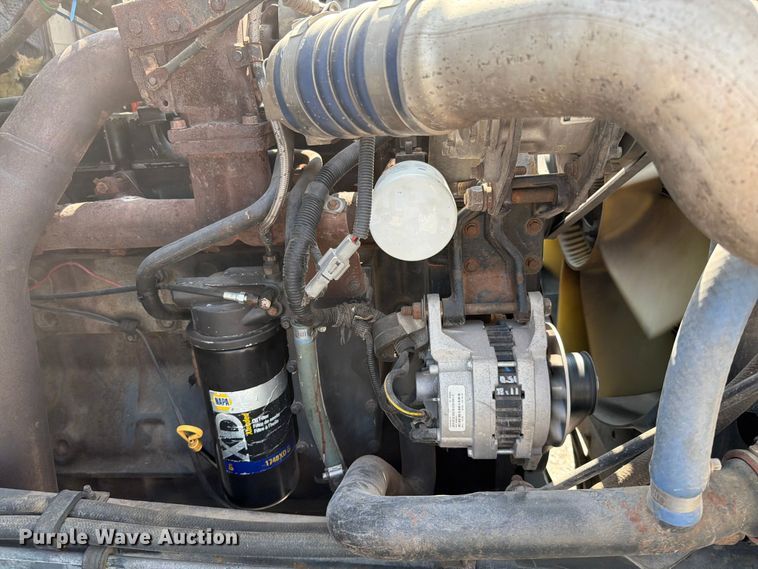 image for item EO8619 1998 Ford LT8513 bucket truck